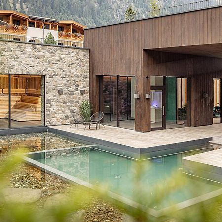 Hotel Schneeberg Family Spa Resort Ridnaun Exteriör bild