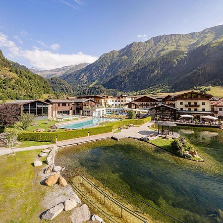 Hotel Schneeberg Family Spa Resort Ridnaun Exteriör bild