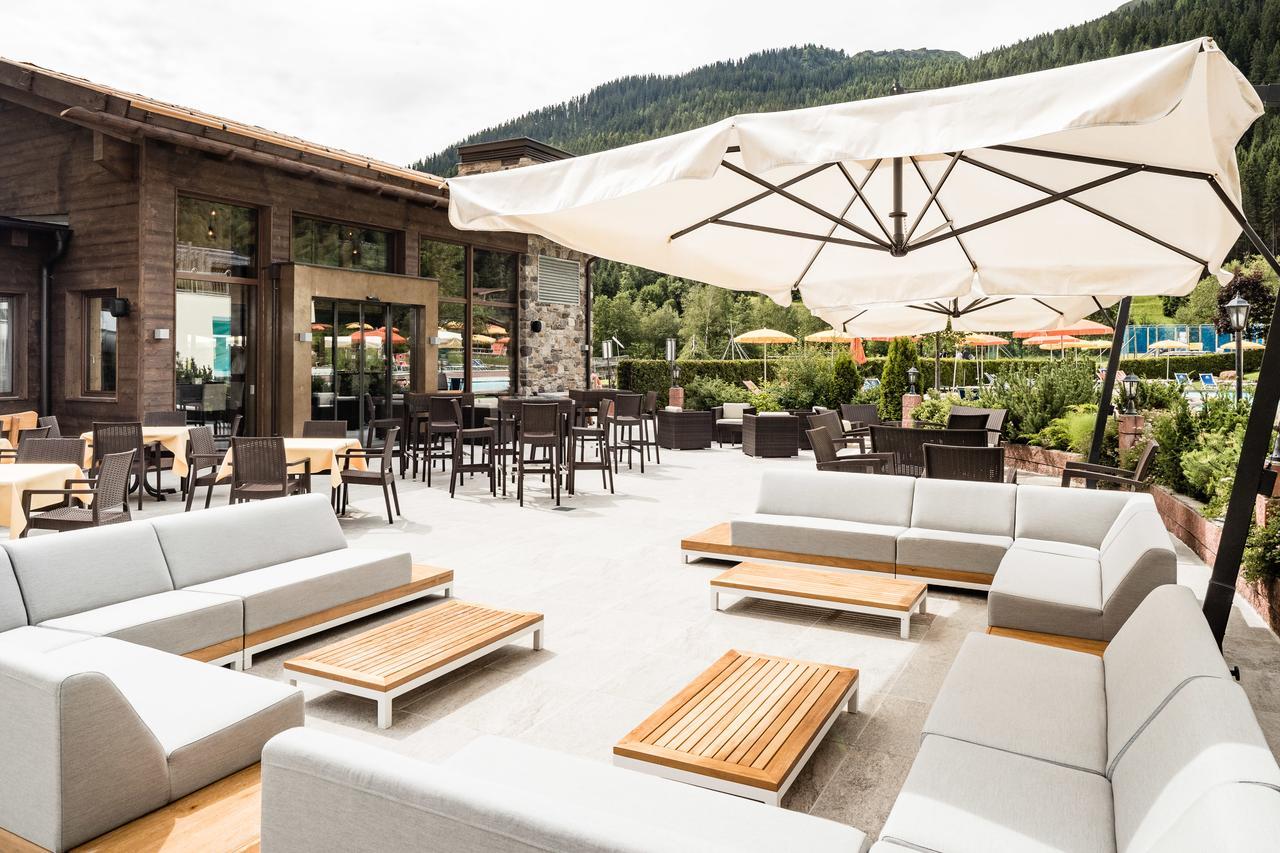 Hotel Schneeberg Family Spa Resort Ridnaun Exteriör bild