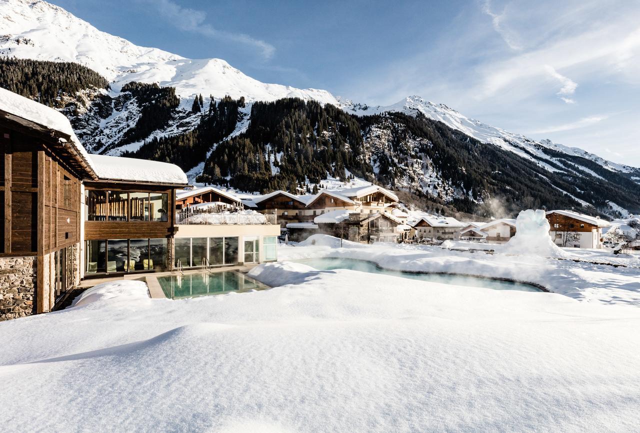 Hotel Schneeberg Family Spa Resort Ridnaun Exteriör bild